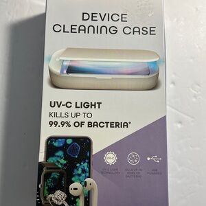 Device Cleaning Case with UV-C Light - White